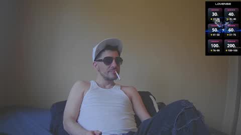 Jon - Im Straight online show from October 2025 01:21:02 PM