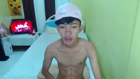 Snapshot of bigcock_kerbzz chatting on September 2025 01:18:02 AM bigcock_kerbzz online show from September 2025 01:18:02 AM