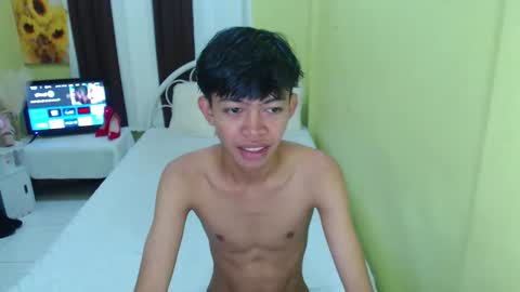 Snapshot of bigcock_kerbzz chatting on September 2025 02:02:01 AM bigcock_kerbzz online show from September 2025 02:02:01 AM