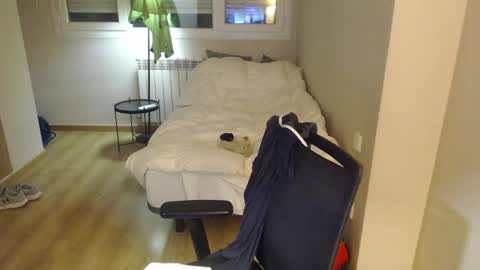 bigcok35spain online show from March 2025 10:02:02 PM