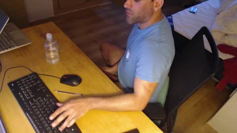 bigcok35spain online show from April 2026 06:41:01 PM