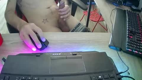 bigdick2131991 online show from January 2026 04:22:02 PM