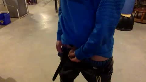 Snapshot of bigdickshowoff9877 chatting on January 2025 07:43:02 AM Bigdickshowoff9877 online show from January 2025 07:43:02 AM