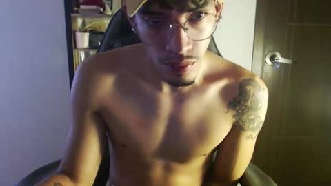 Snapshot of bigdragonboy chatting on April 2026 03:47:01 PM BigDragonBoy online show from April 2026 03:47:01 PM
