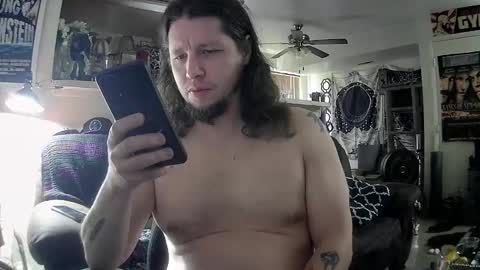 biggerisbetter21 online show from February 2025 03:59:02 PM