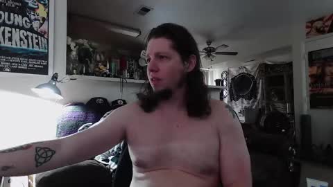 biggerisbetter21 online show from September 2025 07:27:02 PM