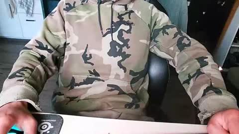 Snapshot of biggeroncam chatting on December 2024 03:24:02 PM biggeroncam online show from December 2024 03:24:02 PM