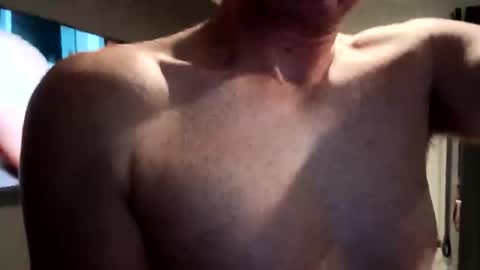 Snapshot of biggllh chatting on September 2025 06:42:01 PM biggllh online show from September 2025 06:42:01 PM