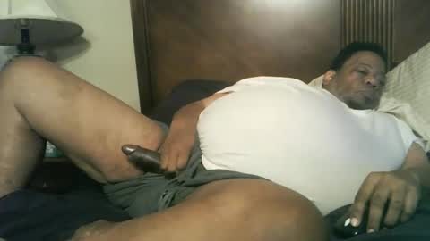 Snapshot of biggyscorpio chatting on December 2024 06:03:02 AM biggyscorpio online show from December 2024 06:03:02 AM