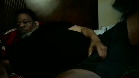 Snapshot of biggyscorpio chatting on February 2026 09:45:01 AM biggyscorpio online show from February 2026 09:45:01 AM