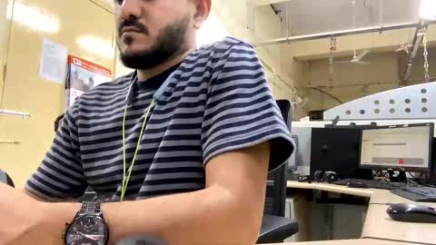 bighandsomesatisfy online show from April 2026 04:15:02 PM