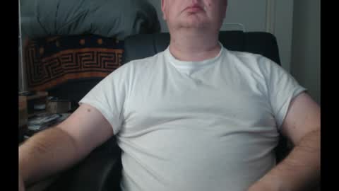Snapshot of bighorn1981 chatting on May 2026 01:40:01 PM bighorn1981 online show from May 2026 01:40:01 PM