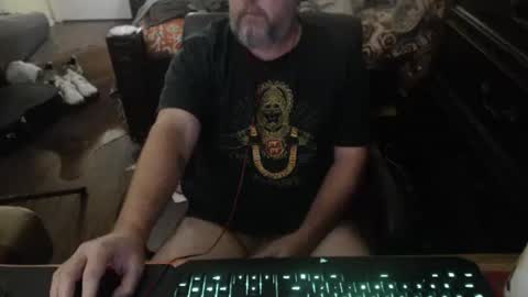 bighugmugg online show from November 2025 05:50:02 PM