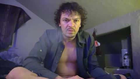 Snapshot of bigkitties69 chatting on November 2025 08:47:01 AM Bigkitties online show from November 2025 08:47:01 AM