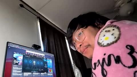 biglongt online show from October 2025 05:13:02 PM