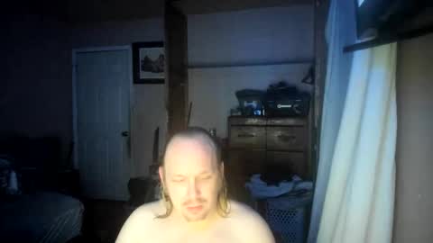 bigmike20129020 online show from February 2025 07:38:02 AM