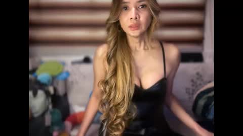 Yna     online show from November 2025 03:12:02 AM