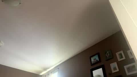 Snapshot of bigwheel999 chatting on March 2025 09:38:01 PM bigwheel999 online show from March 2025 09:38:01 PM