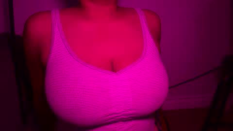 Snapshot of bigwilly624969 chatting on June 2026 07:17:02 AM bigwilly624969 online show from June 2026 07:17:02 AM