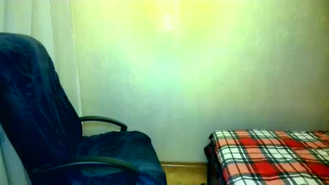 DOM NIKA online show from December 2025 10:05:01 PM