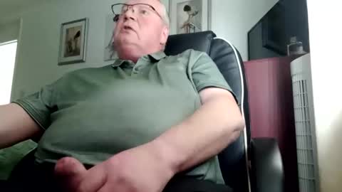 billlllllyb online show from March 2026 01:16:02 PM