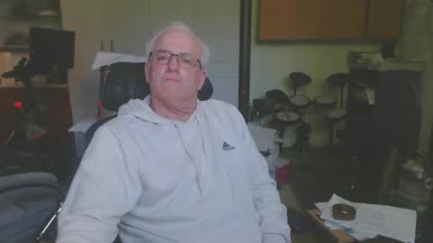 Snapshot of billp750876 chatting on June 2026 08:43:01 PM billp750876 online show from June 2026 08:43:01 PM