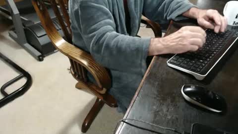 Snapshot of billy471 chatting on December 2024 10:50:01 AM billy471 online show from December 2024 10:50:01 AM