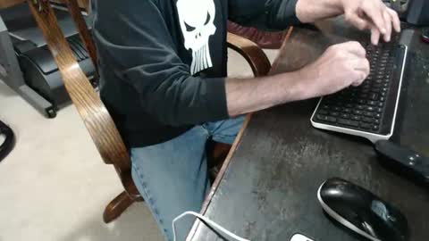 billy471 online show from April 2026 10:43:02 PM