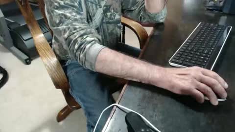 Snapshot of billy471 chatting on April 2026 11:07:02 PM billy471 online show from April 2026 11:07:02 PM