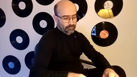 Bill online show from February 2025 09:37:02 PM