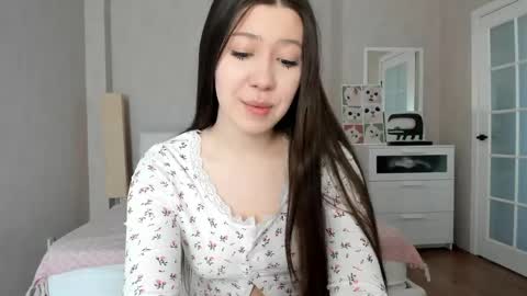 Snapshot of bina_mima chatting on April 2026 09:35:02 AM bina_mima online show from April 2026 09:35:02 AM