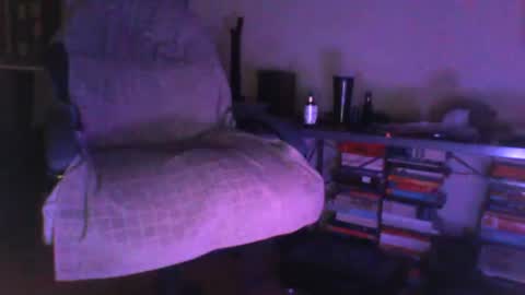 Snapshot of binder2122 chatting on June 2026 08:18:01 PM binder2122 online show from June 2026 08:18:01 PM