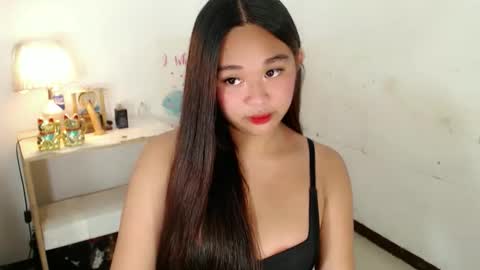 binnie_katchins online show from November 2025 08:13:02 PM