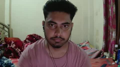 Snapshot of birbikrom104 chatting on April 2026 01:21:01 PM birbikrom104 online show from April 2026 01:21:01 PM