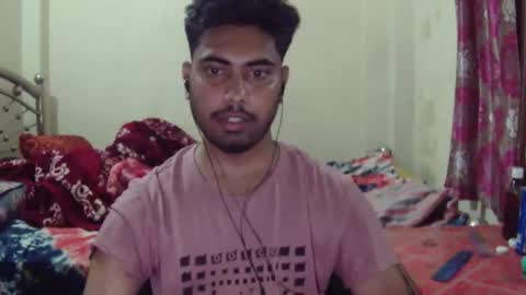 Snapshot of birbikrom104 chatting on April 2026 06:10:01 PM birbikrom104 online show from April 2026 06:10:01 PM
