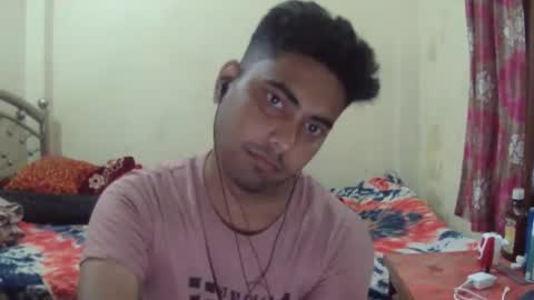 Snapshot of birbikrom104 chatting on April 2026 07:04:01 AM birbikrom104 online show from April 2026 07:04:01 AM