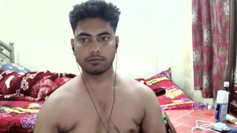 Snapshot of birbikrom104 chatting on May 2026 05:41:02 PM birbikrom104 online show from May 2026 05:41:02 PM
