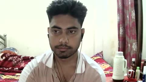 Snapshot of birbikrom104 chatting on May 2026 05:57:02 AM birbikrom104 online show from May 2026 05:57:02 AM