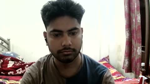 Snapshot of birbikrom104 chatting on May 2026 05:01:02 AM birbikrom104 online show from May 2026 05:01:02 AM