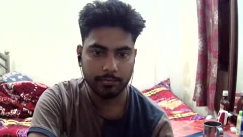 Snapshot of birbikrom104 chatting on May 2026 02:45:01 PM birbikrom104 online show from May 2026 02:45:01 PM