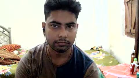 Snapshot of birbikrom104 chatting on May 2026 08:43:02 AM birbikrom104 online show from May 2026 08:43:02 AM