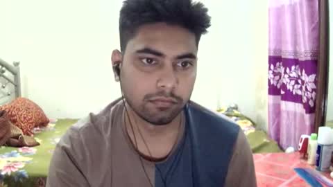 Snapshot of birbikrom104 chatting on May 2026 07:05:02 AM birbikrom104 online show from May 2026 07:05:02 AM