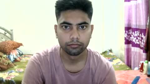 Snapshot of birbikrom104 chatting on June 2026 07:21:02 AM birbikrom104 online show from June 2026 07:21:02 AM