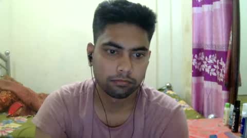 Snapshot of birbikrom104 chatting on June 2026 05:15:02 PM birbikrom104 online show from June 2026 05:15:02 PM