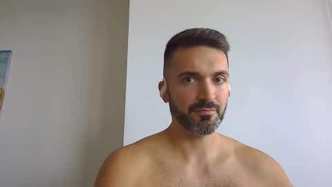 Snapshot of birthdaycake1 chatting on October 2025 06:04:01 PM RobSpots online show from October 2025 06:04:01 PM