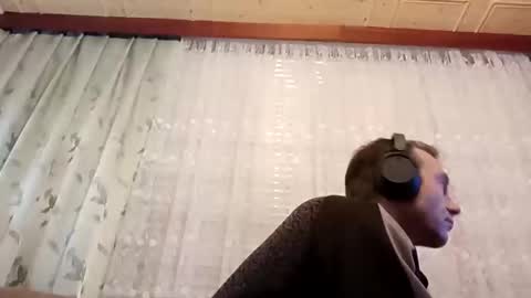 Zdenek online show from December 2024 05:41:02 PM