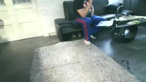 Snapshot of bitchnk chatting on December 2024 04:50:01 PM Bitchnk online show from December 2024 04:50:01 PM