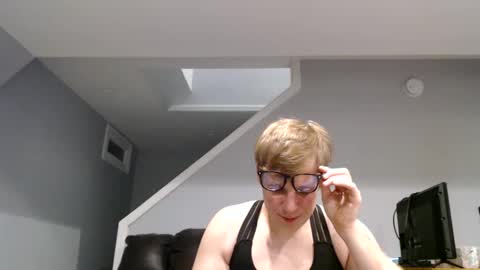 BittyBoi online show from September 2025 03:40:01 AM