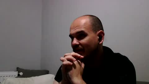 George  Maria online show from June 2026 10:01:02 PM