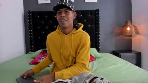 Snapshot of black_boy_22cm chatting on February 2025 02:28:02 AM boy online show from February 2025 02:28:02 AM